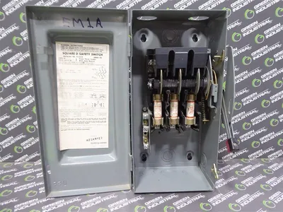 Square D H322N Heavy Duty Fusible Safety Switch 60 Amps 240V Used