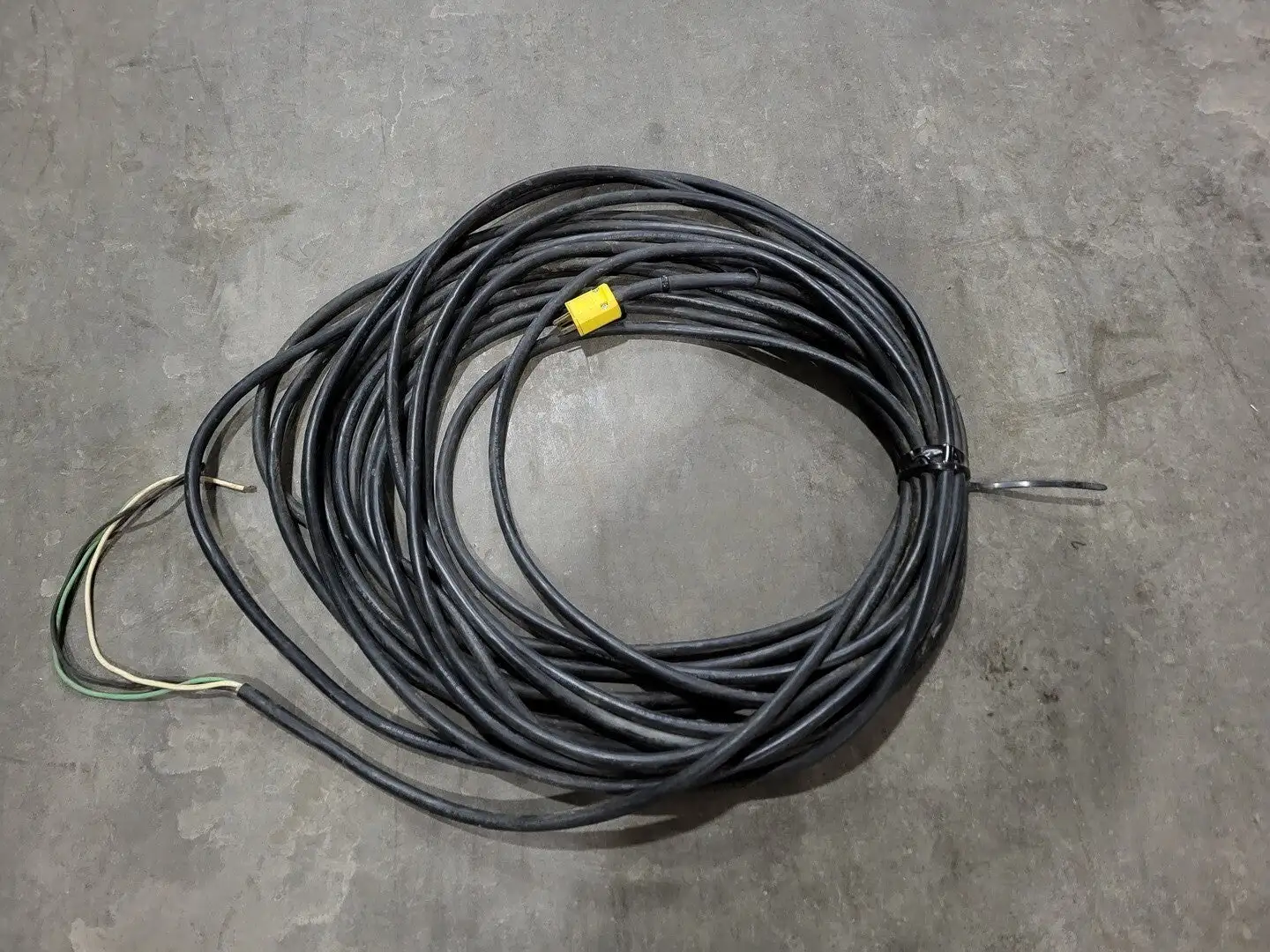 SOOW Power Cord 14 AWG 3 Conductor 600V w/ Plug 15A 125V