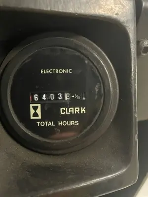 USED 1900 CLARK GCS25MB