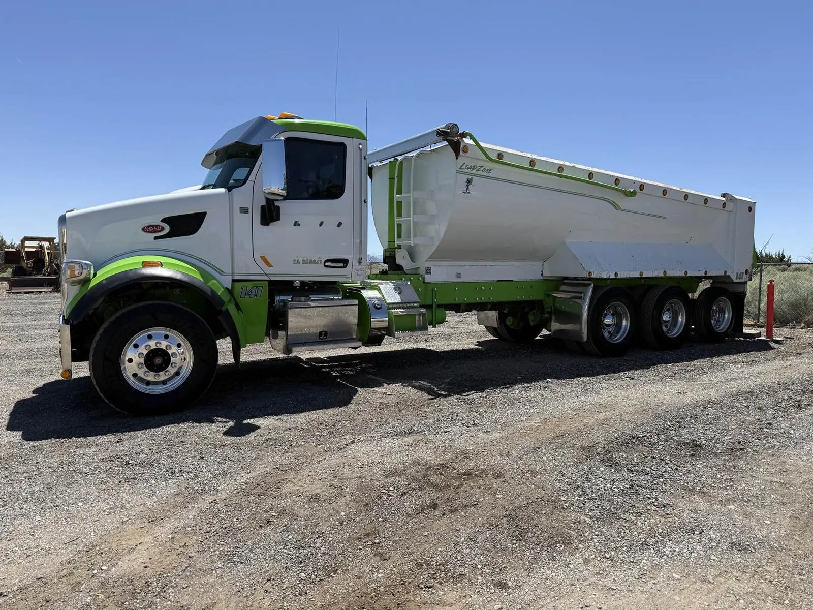 USED 2020 PETERBILT 567