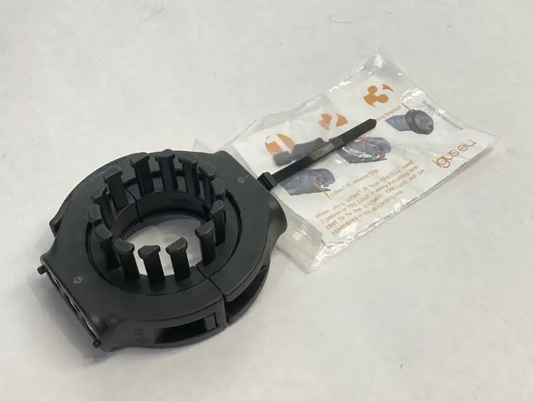 Used IGUS TRIFLEX R STANDARD MOUNTING BRACKET W/ STRAIN RELIEF 70MM DIA. Misc Electrical & Power Parts Michigan US | Maverick Industrial Sales #1090942