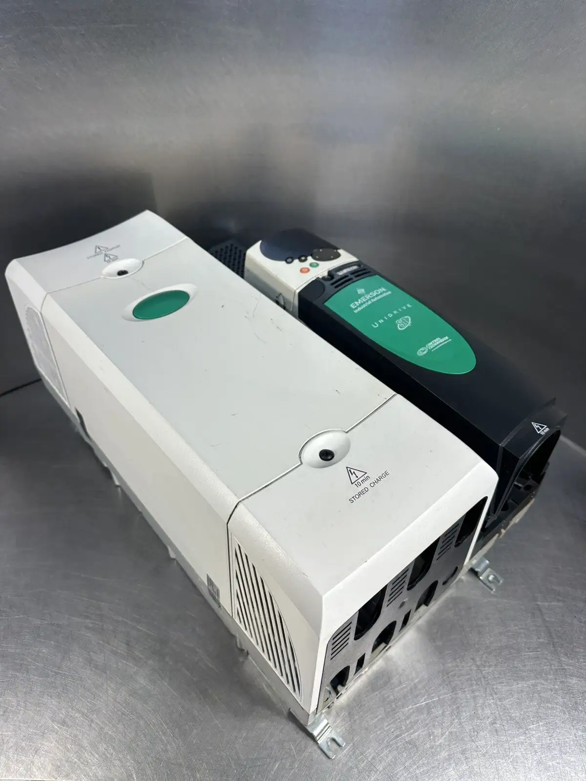 Emerson SP4402 Control Techniques Unidrive SP Inverter Drive. ()
