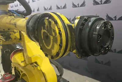 Used 2016 FANUC FANUC R-2000iB/185L + R-30iB Robots Michigan US | iGAM Industrial Marketplace #1144104