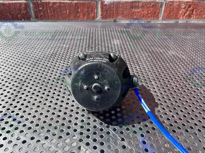 USED ITT PURE-FLO A208 DIAPHRAGM VALVES 90PSI W/  1/2"  SANITARY FITTING