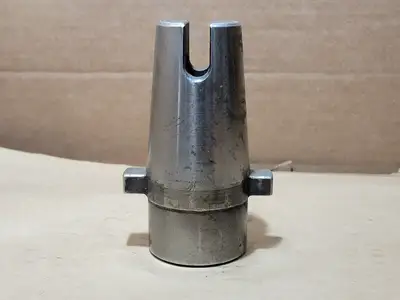 USED UNIVERSAL ENGINEERING 80430
