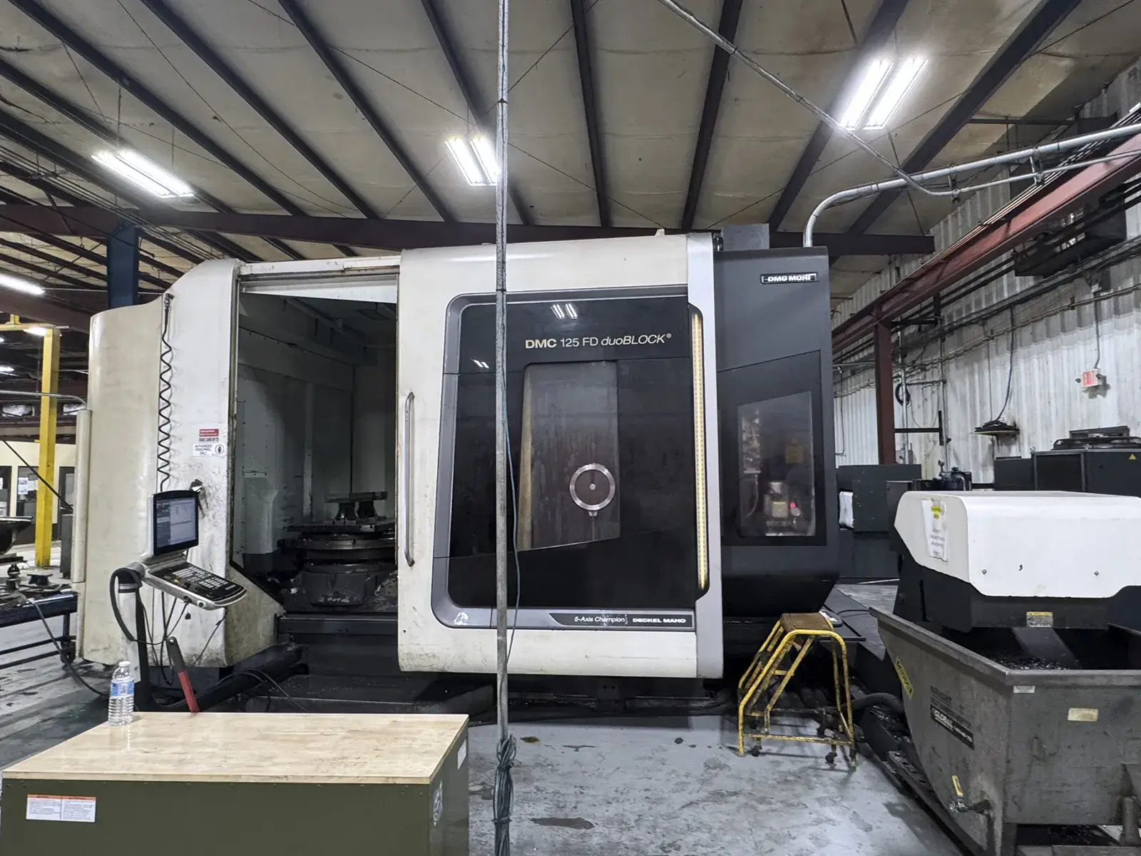 Used 2017 DMG MORI DMC 125 FD DUOBLOCK Vertical Machining Centers (5-Axis or More) Illinois US | Machinery Marketing International #1309274