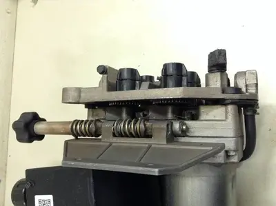 USED ELECTRIC STATURE 5076-011