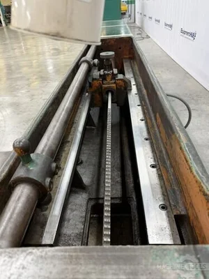 USED OILGEAR XL-20