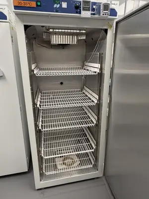 Used _UNKNOWN_ _UNKNOWN_ Lab Incubators Rhode Island US | Federal Equipment Company #1347648