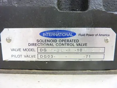 USED INTERNATIONAL DG07-6C-E-100-0-9