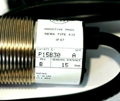 NEW ALLEN BRADLEY 871C-P15B30 PROXIMITY SWITCH SER.A 871CP15B30