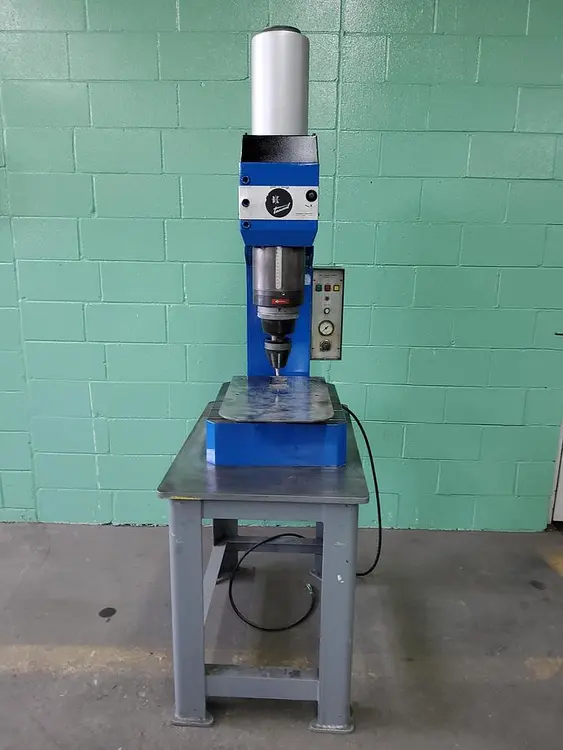 Used TAUMEL BK - 121 Rivet Spinners / Orbital CA | B & B RIVET MACHINE #891131