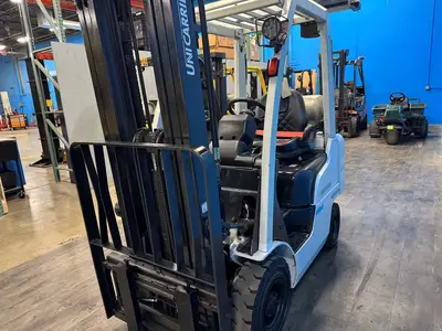 Used 2017 UNICARRIERS PFS40 Internal Combustion Forklifts: Pneumatic Tire Minnesota US | Birnstengel Equipment #1554094
