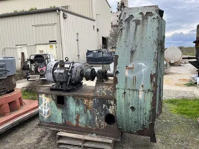 USED RAYMOND 5057