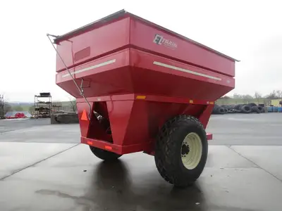 New | in-Stock 2025 E-Z TRAIL 510 Grain Carts Pennsylvania US | Zimmerman Farm Service #1410040