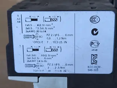 USED SIEMENS 3RB2026-2QB0