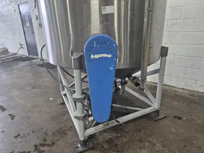 3000L Mixing Tanks