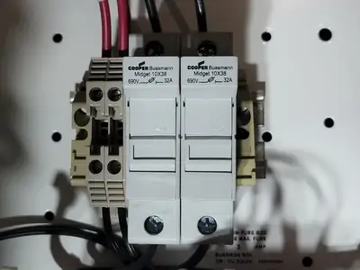 Used EATON SVX004A1-5A4N1 Switchgears British Columbia CA | Lenmark #240312