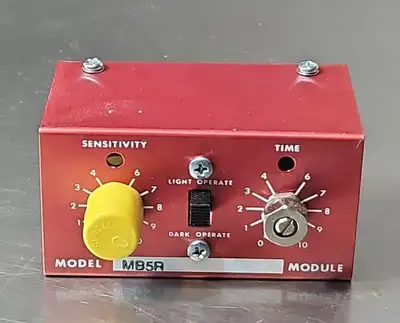 Banner MB5R LOGIC MODULE. Loc5E11
