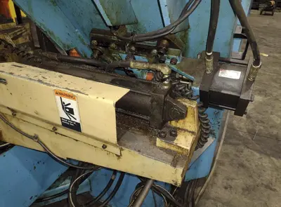 Used 1998 DOALL C-3300NC Horizontal Band Saws Ohio US | G-2000, Inc. #1063270