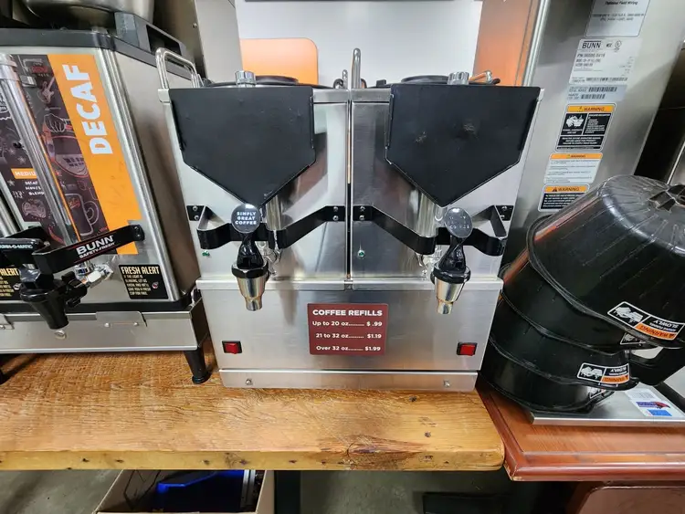 Used Curtis Used Curtis GEM5IFT015-002 Coffee Pods Warmer W/2 Server Decanters Coffee Equipment Illinois US | Falcon Restaurant Supply #1376732