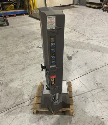 Used BRANSON Integrated Ultrasonic Welder 200/245VAC Input 50/60Hz Ultrasonic Welders Michigan US | Maverick Industrial Sales #1398035