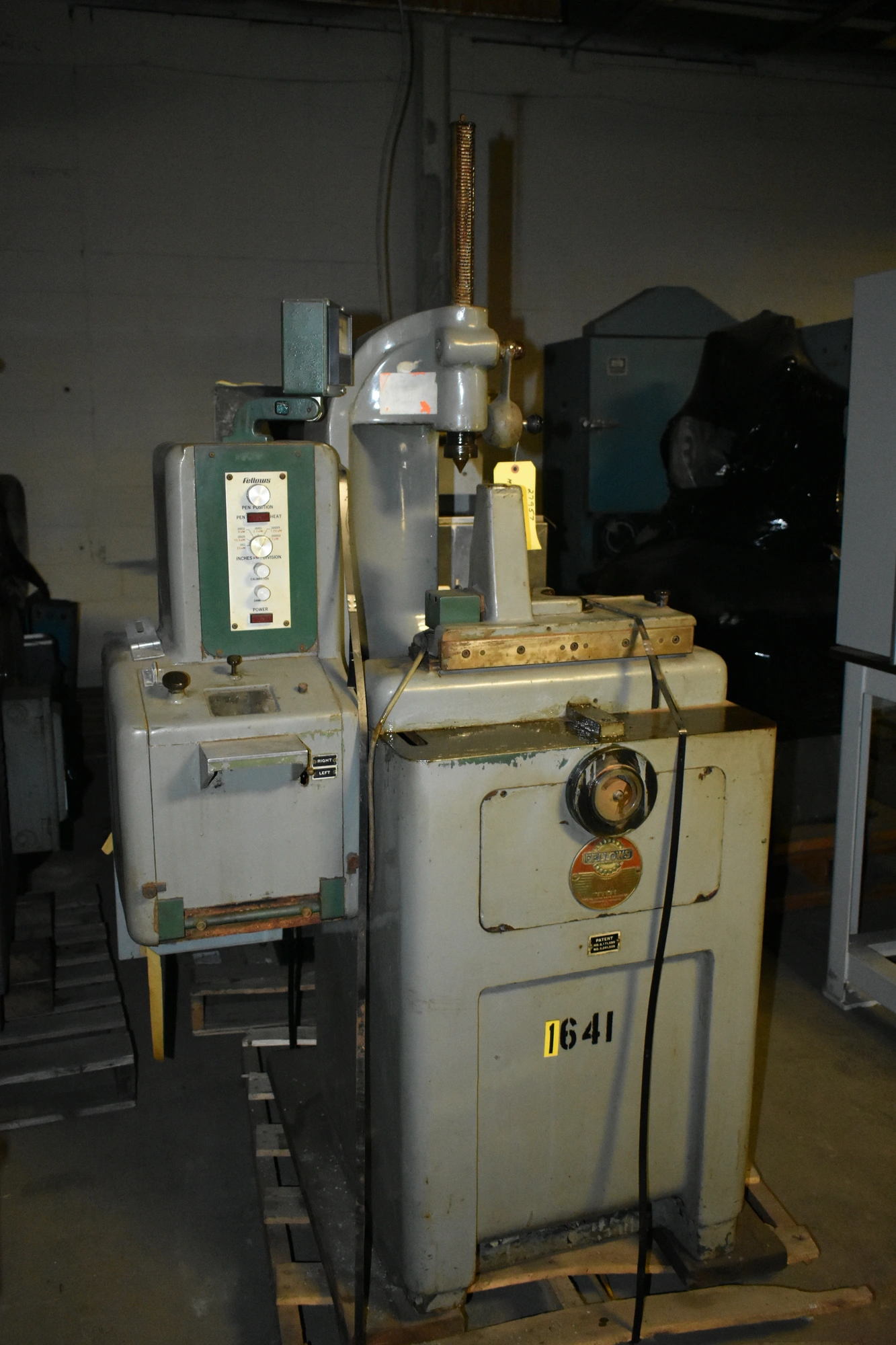 USED FELLOWS 12M