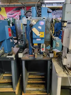 Used EDWARD SEGAL HL1091 Eyelet & Transfer Presses CA | B & B RIVET MACHINE #1231918