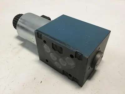 USED BOSCH 0 810 001 830