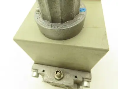 Dungs 224 909 Hydraulic safety Directional 3/2 Solenoid Valve 120V DMV-DLE 702/6