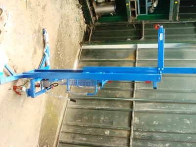 High Lift Mobile 280 Kilo Stirrer Crane