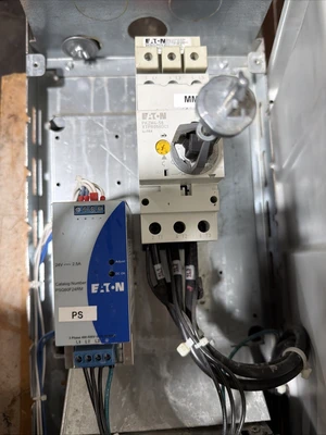 USED Johnson Controls VS3-040-4-N1B-3