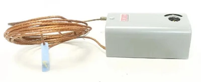 Johnson Controls A19ADC-10C Remote Bulb Temp Control, 200/550F, Manual Reset [New]