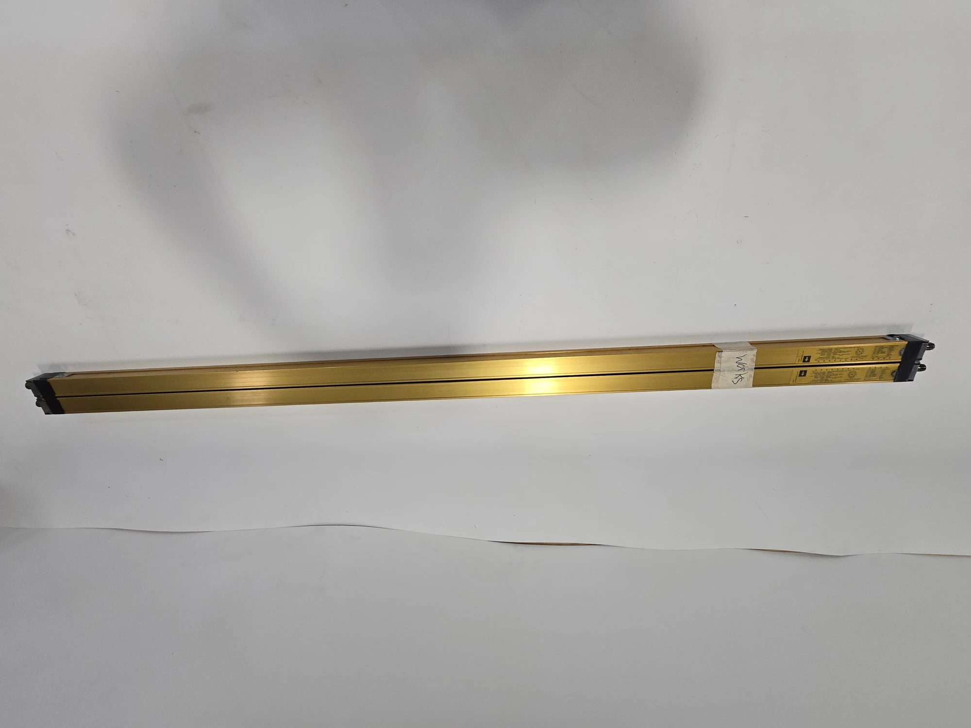 USED OMRON F3SN-A1357P25-D-01/F3SN-A1357P25-L-01