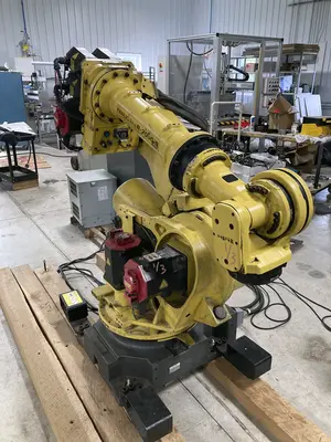 Used 2009 FANUC R2000IB/210F Robots Illinois US | Machinery Marketing International #378898