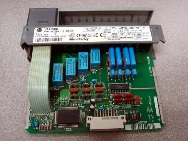 Allen Bradley 1746-IO8/A SLC 500 Combination I/O Module Used