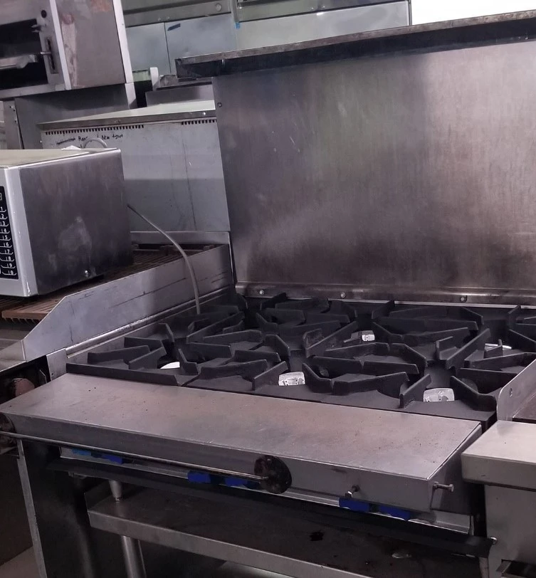 75-0087 Montague Natural Gas 6 Burner Countertop Hot Plate with Backsplash