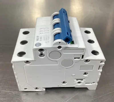 ALLEN BRADLEY 1492-SPM3D250 /D 25A Circuit Breaker 3P 4D-28