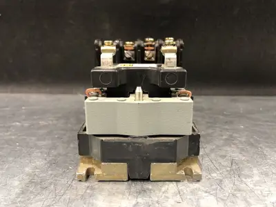 USED SQUARE D 9948L44