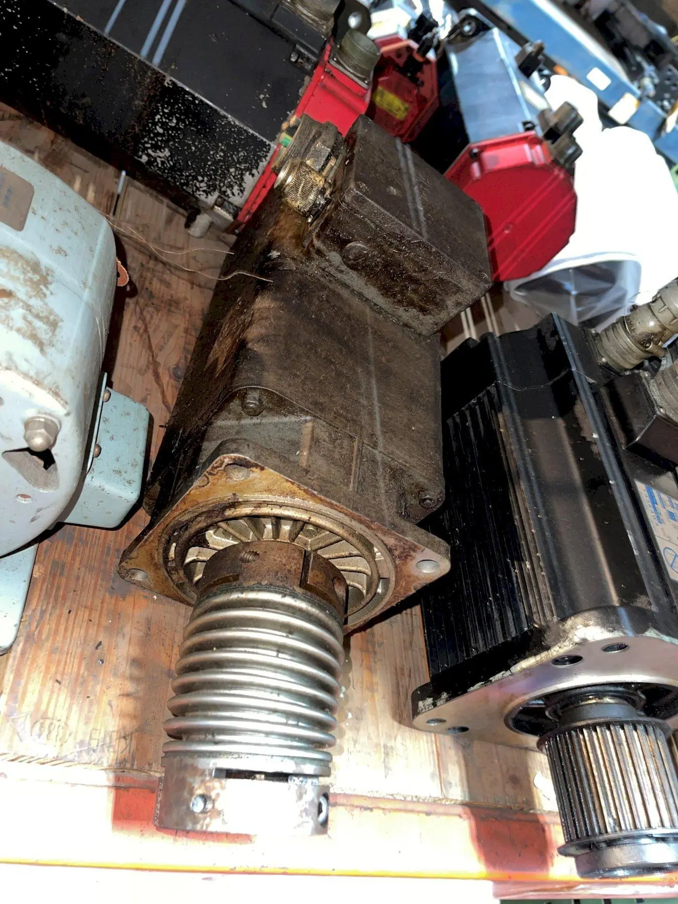 USED Siemens 1FT5074-0AC01-9-Z, 1-606-3107