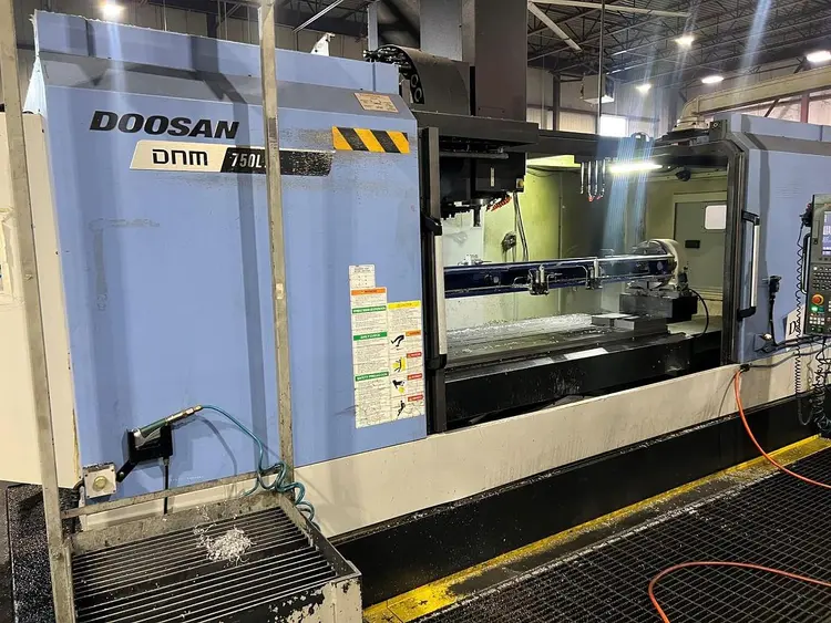 Used 2021 DAEWOO DNM-750 -II Vertical Machining Centers Ontario CA | Gizmo Machine Tools #408827
