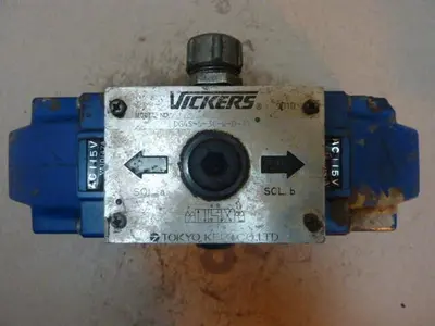 USED VICKERS DG4S-5-3C-W-B-11
