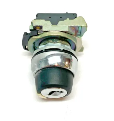 USED ALLEN-BRADLEY KEY SELECTOR SWITCH 22MM