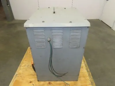 Hobart 3R12-680 Forklift Battery Charger 24V 551-680AH 230/460V 3Ph
