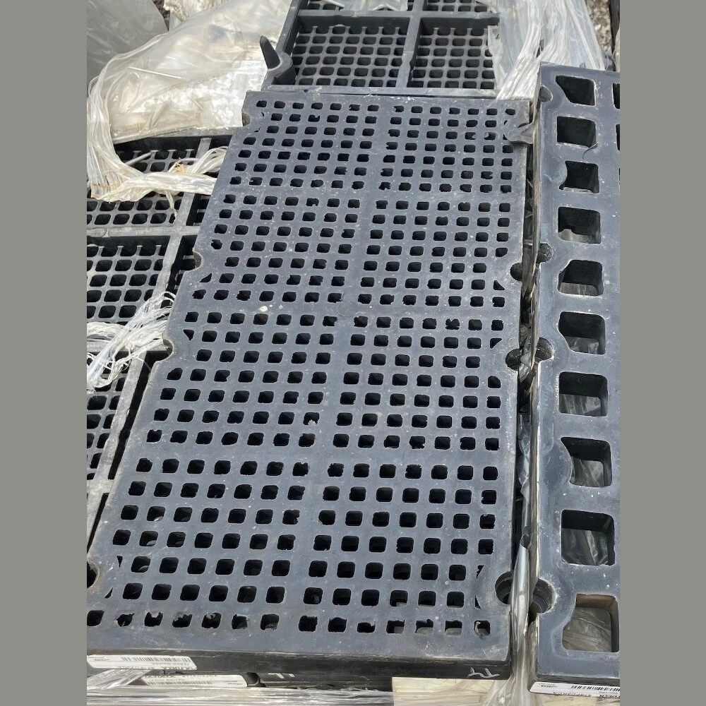 Surplus 12.5mm Polyurethane Screen Panels