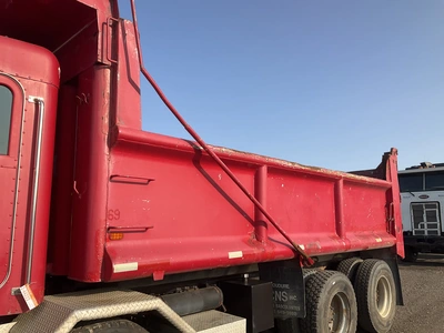 Used 2003 PETERBILT 385 Dump trucks Michigan US | Miedema Asset Management Group #1321241