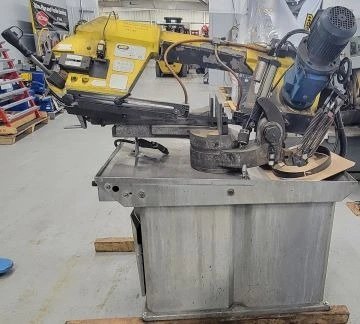 USED 2005 PAT MOONEY TITAN