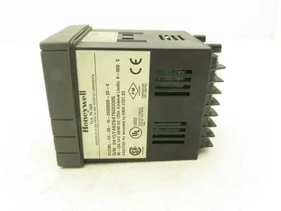Honeywell UDC2300 Mini-Pro Temperature Controller DC230L-E0-00-10-0A00000-20-0