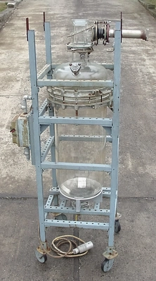 USED 100 LITER GLASS LAB TANK 100 LITER