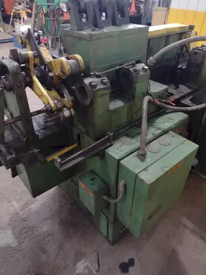 3/8" LEWIS MODEL #8CV WIRE STRAIGHTEN & CUT MACHINE: STOCK  16185